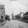 Drabenderhöher Strasse mit Handlung Loewer links im Bild um 1910