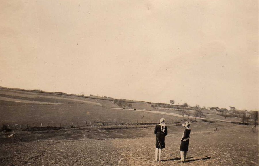 Drabenderhöhe im März 1938 - Blick zum Biesengarten, damals noch unbebaut