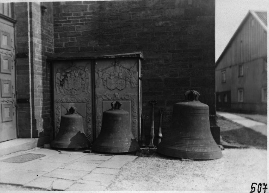 Nr. 507 Grabplatten und Glocken der evgl. Kirche Drabenderhöhe, 15.4.1929
